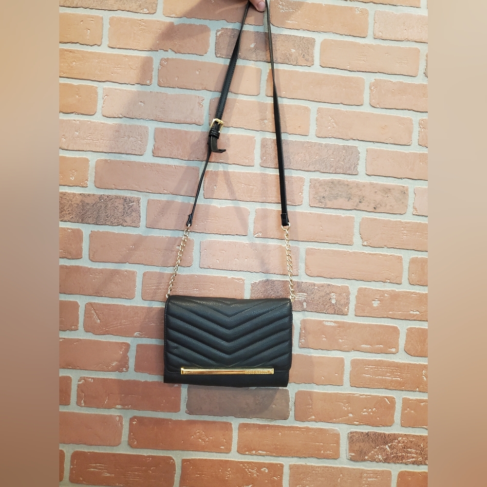 Steve Madden Black crossbody purse/wallet